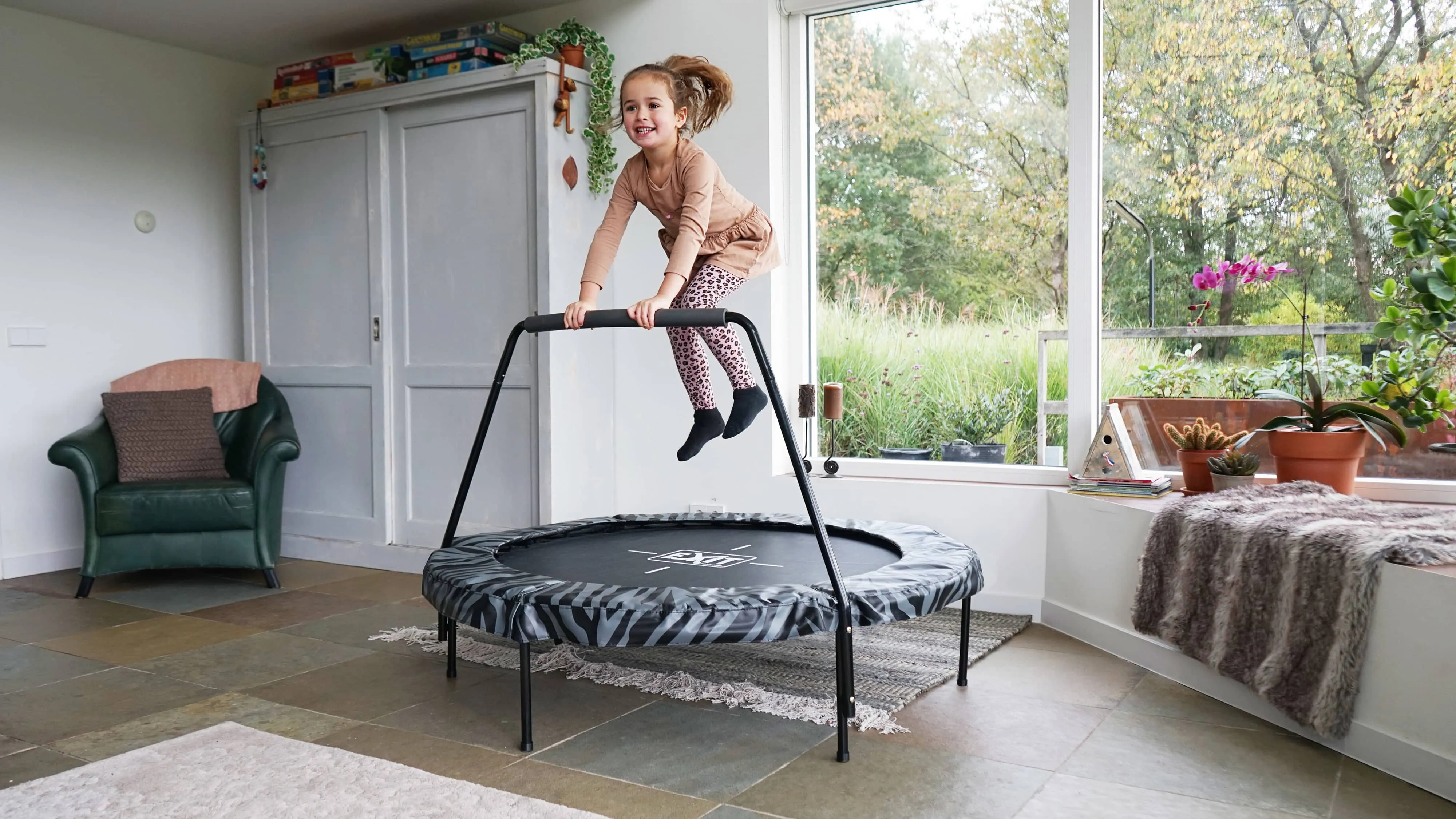 Exit Tiggy Junior Trampoline With Bar Ø140cm Black- Grey/Green