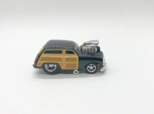 Funline Muscle Machines 1950 Ford Woody Wagon (2001)