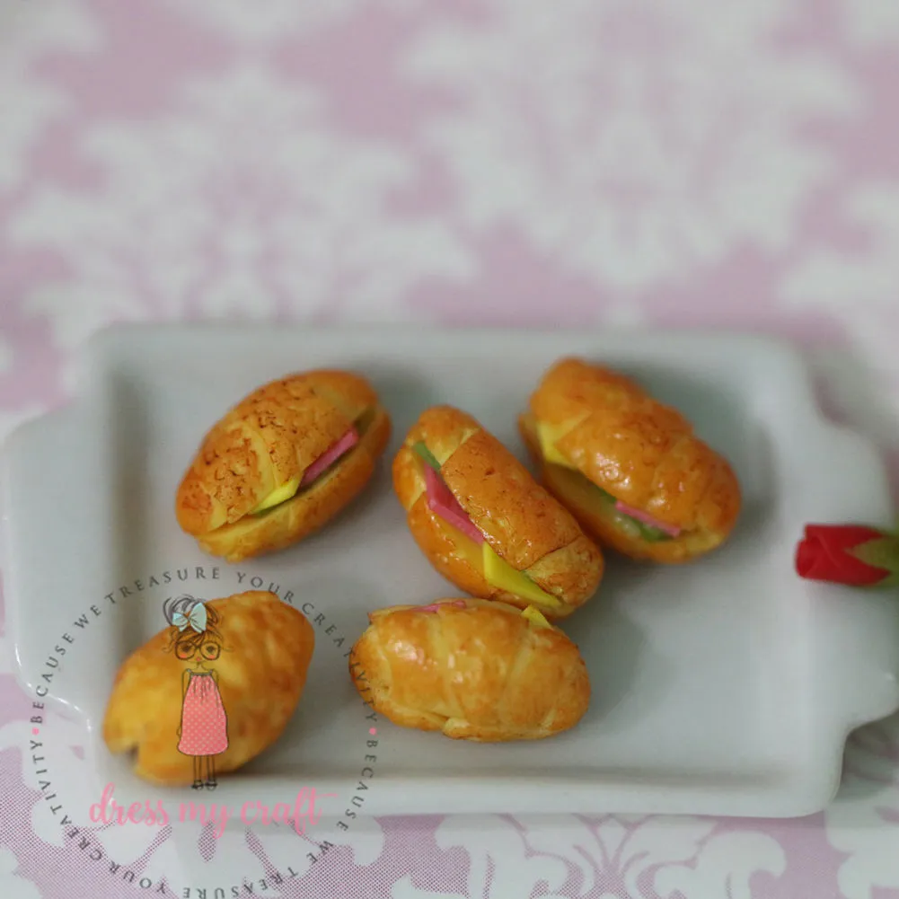 Miniature Croissant Bread With Ham