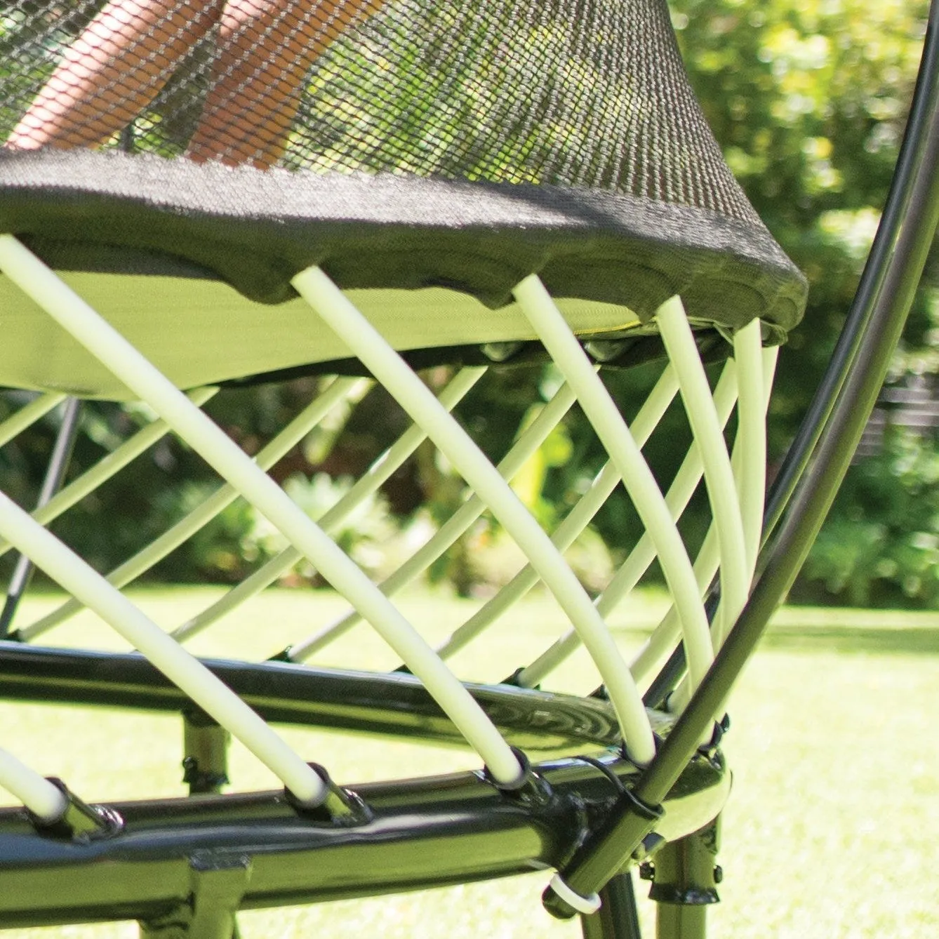 Springfree Medium Oval Trampoline With Enclosure - Outdoor Trampoline Activity Toy