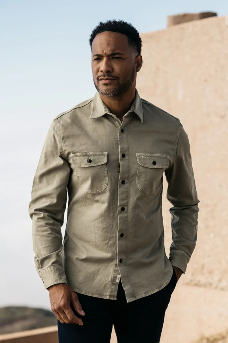 The Brace Stretch Oxford - Sandstone